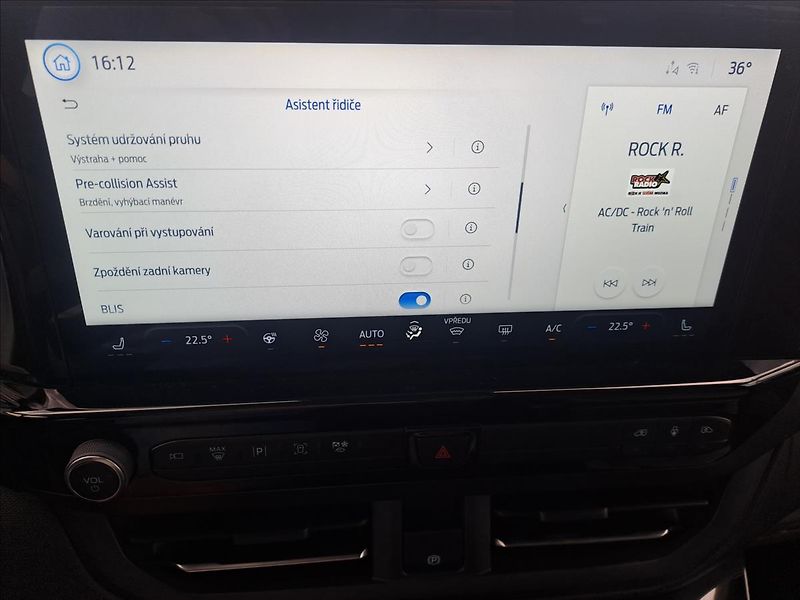 Ford Tourneo Custom 2,0 EcoBlueTitanium X L2 AWD - fotka 19 z 29