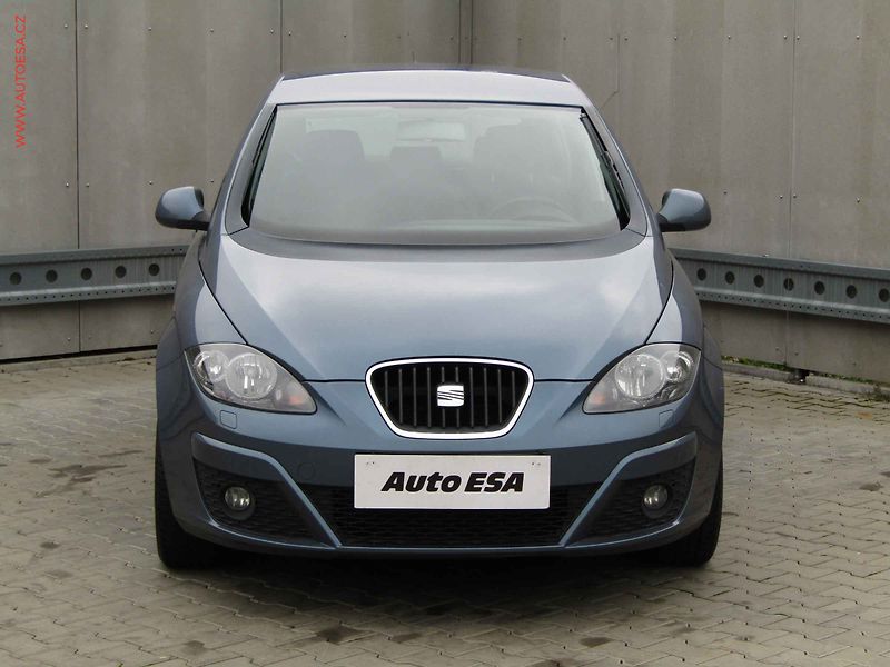 Seat Altea (2010) 1.4 TSi, 1.maj, AC, výhřev - fotka 2 z 17