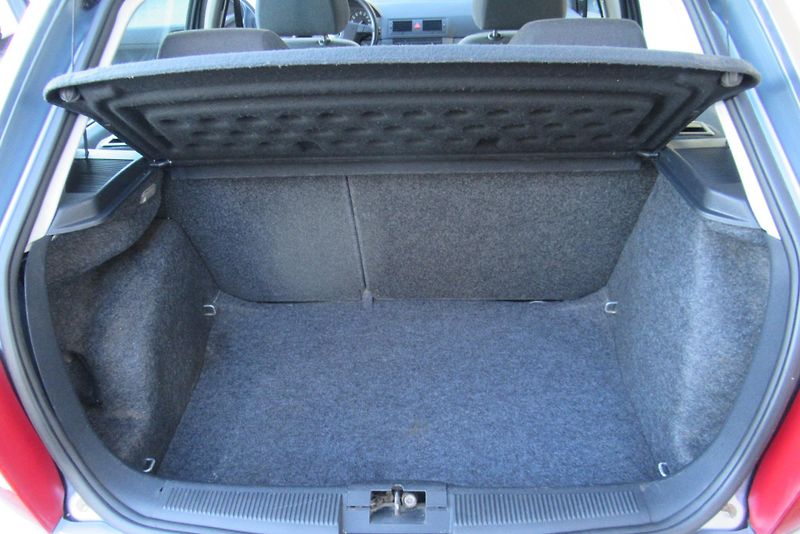 Škoda Fabia 1.4i 16V KLIMA TAŽNÉ - fotka 16 z 26