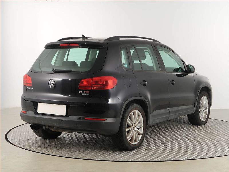 Volkswagen Tiguan (2012) 1.4 TSI, 4X4, Navi, Tempomat - fotka 5 z 17