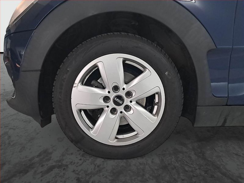 Mini Clubman (2016) One D, Navi, Tempomat - fotka 15 z 18
