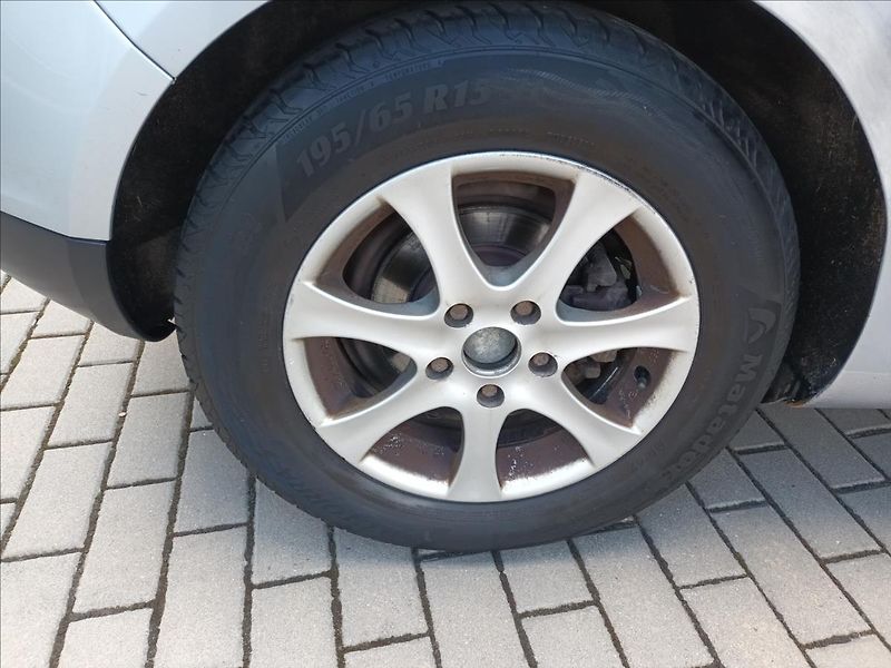 Volkswagen Golf Plus 1,4 TSI,90KW,DIGIKLKIMA,TEMPOM - fotka 25 z 33