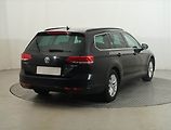 Volkswagen Passat (2016) Comfortline 2.0 TDI, Automat - náhled 4