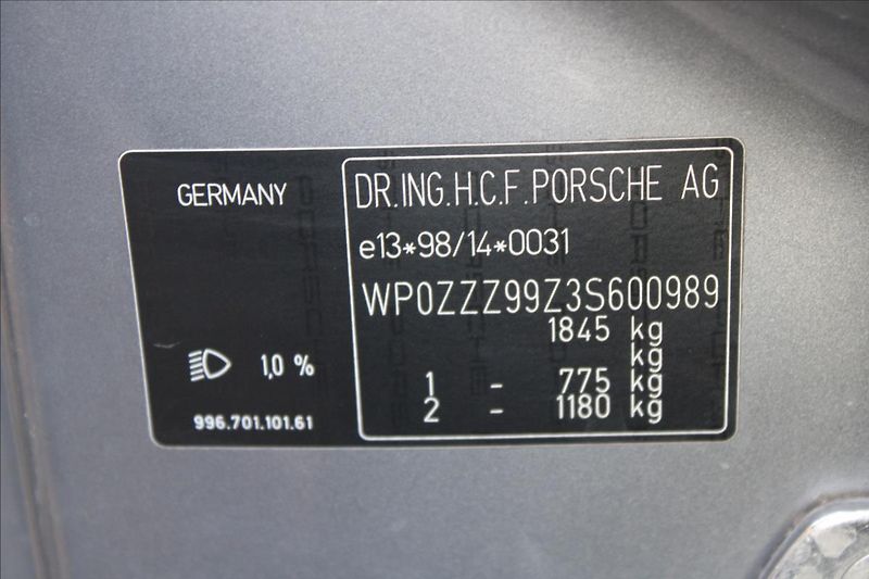 Porsche 911 Carrera 3.6i / 235kW - fotka 25 z 27