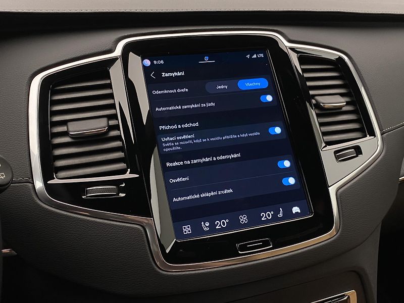 Volvo XC90 B5 AWD BRIGHT PLUS AUT CZ - fotka 53 z 63