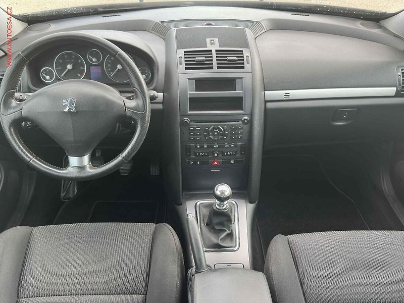 Peugeot 407 (2006) 2.2i, xenon, autoAC - fotka 8 z 18