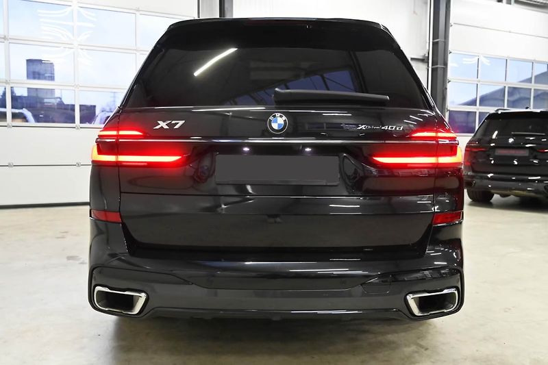 BMW X7 xDrive40d M-Sport Pro 6 míst - fotka 3 z 17