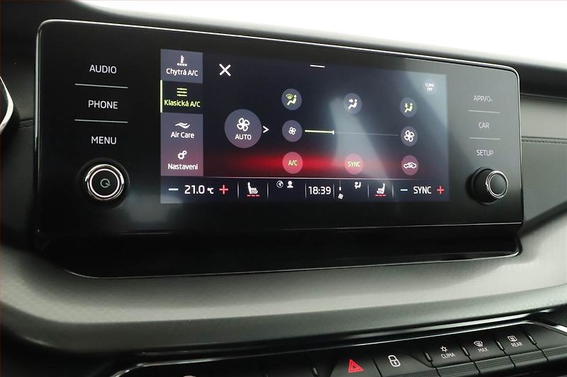 Škoda Octavia (2023) Ambition 2.0 TDI, ČR,1.maj - fotka 15 z 20