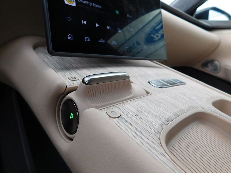 NIO ET7 PŘEDVÁDĚCÍ VŮZ, ZÁRUKA,480KW - fotka 28 z 33