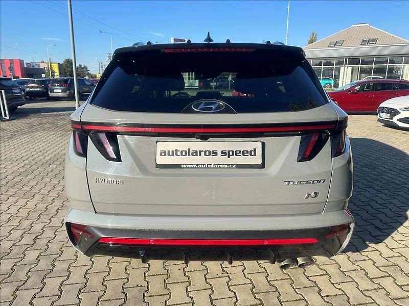 Hyundai Tucson 1,6 T-GDI HP 4WD DCT N LINE ST - fotka 4 z 34