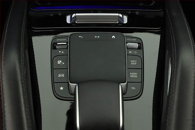 Mercedes-Benz GLE (2024) 300 d 4MATIC - fotka 23 z 29