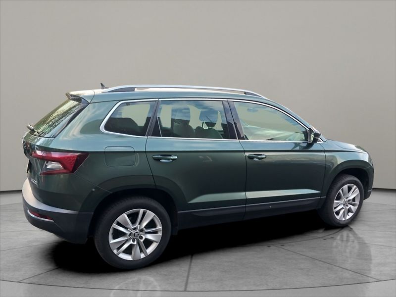 Škoda Karoq 1,5 TSI DSG STYLE - fotka 8 z 32