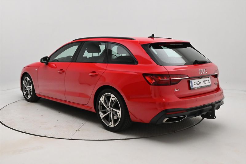 Audi A4 2,0 40TDI 150kW QUATTRO S-LINE - fotka 7 z 33