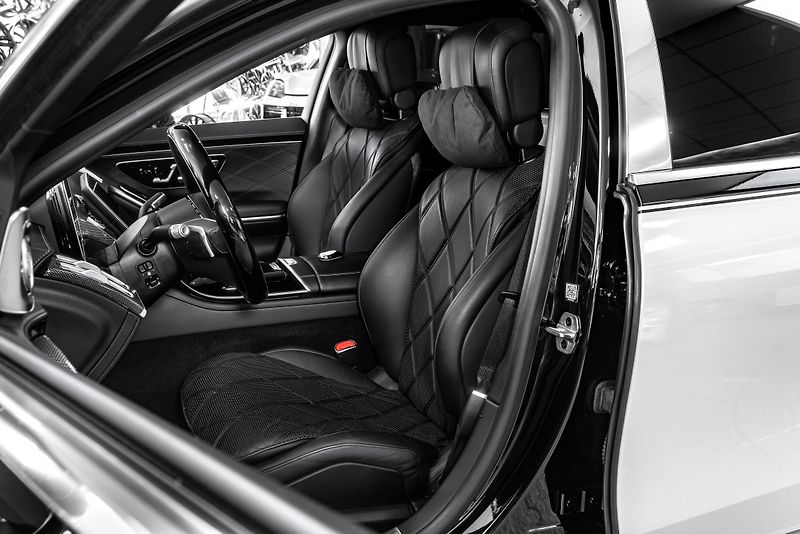 Mercedes-Benz Třídy S S 680 MAYBACH FIRSTCLASS/BURM/ - fotka 14 z 27