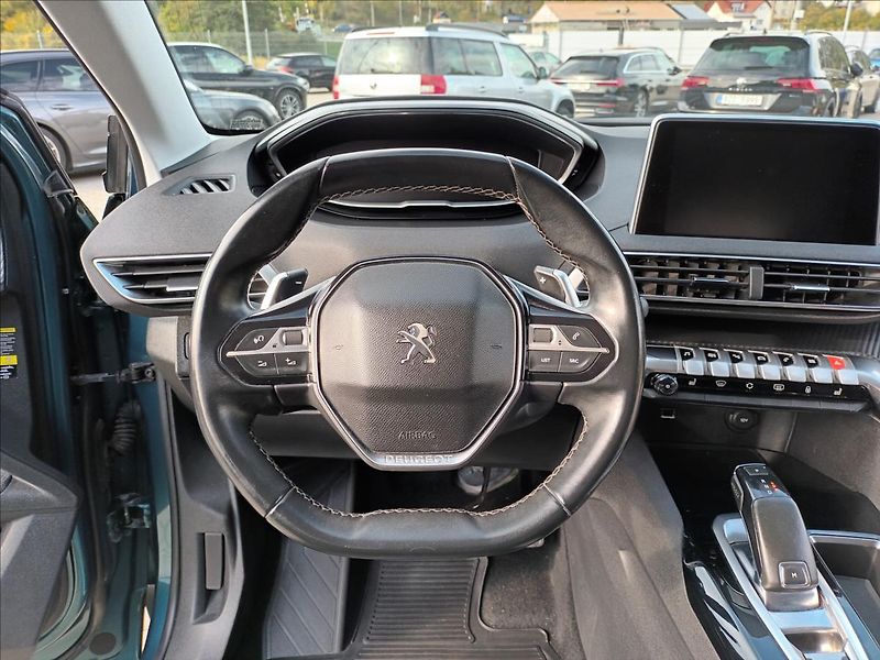 Peugeot 5008 1,6 HDI,88KW,ČR,7MÍST,NAVI,TZ, - fotka 12 z 46