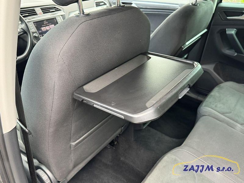 Volkswagen Tiguan 2.0TDI 4x4 + tažné, kamera - fotka 43 z 60