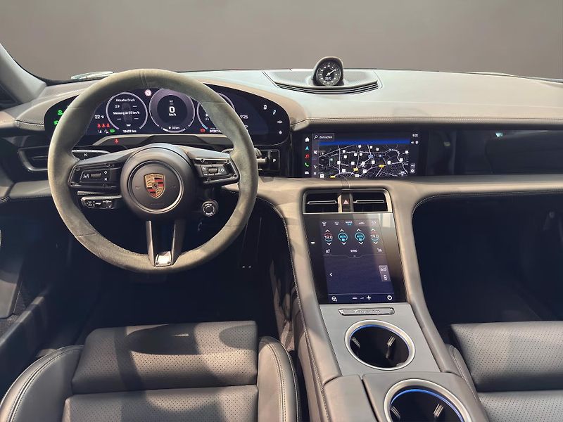 Porsche Taycan 4S Sport Turismo Pano 360 Matr - fotka 16 z 23