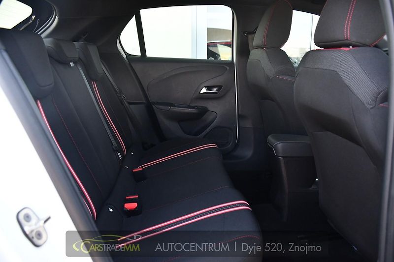 Opel Corsa 1.2T 96kW GS AUTOMAT - fotka 19 z 51