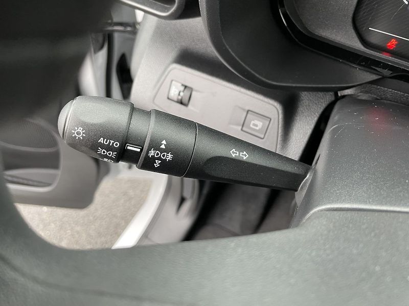 Toyota ProAce City Verso 1.5D 100k 6MT Business - fotka 24 z 26