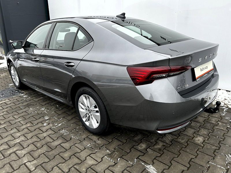 Škoda Octavia (2024) 1.5 TSI 110kW MP6 Selection - fotka 34 z 34