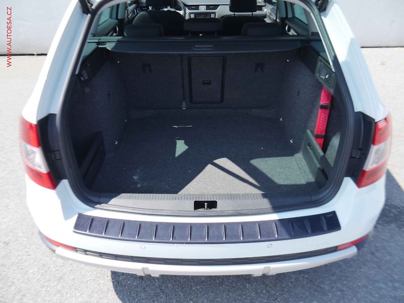 Škoda Octavia (2016) 2.0 TDi 4x4, 1.maj,ČR, Scout - fotka 7 z 15