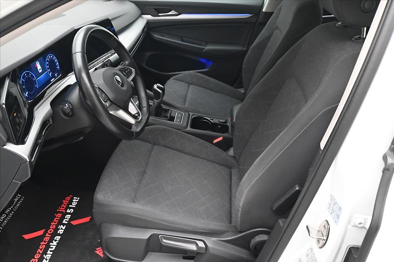 Volkswagen Golf 2,0 TDI 110 kW Life Záruka až - fotka 13 z 30
