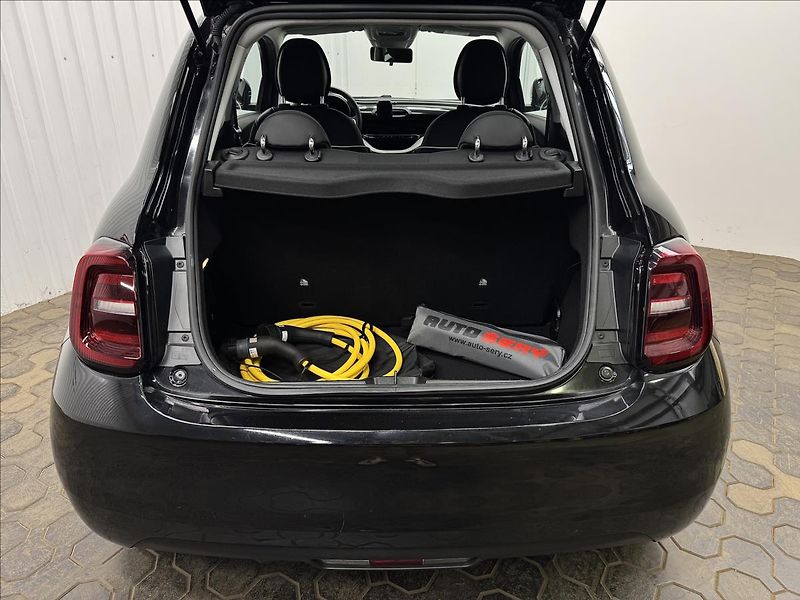 Fiat 500e ELECTRIC DRIVE 70kW ACTION - fotka 26 z 32