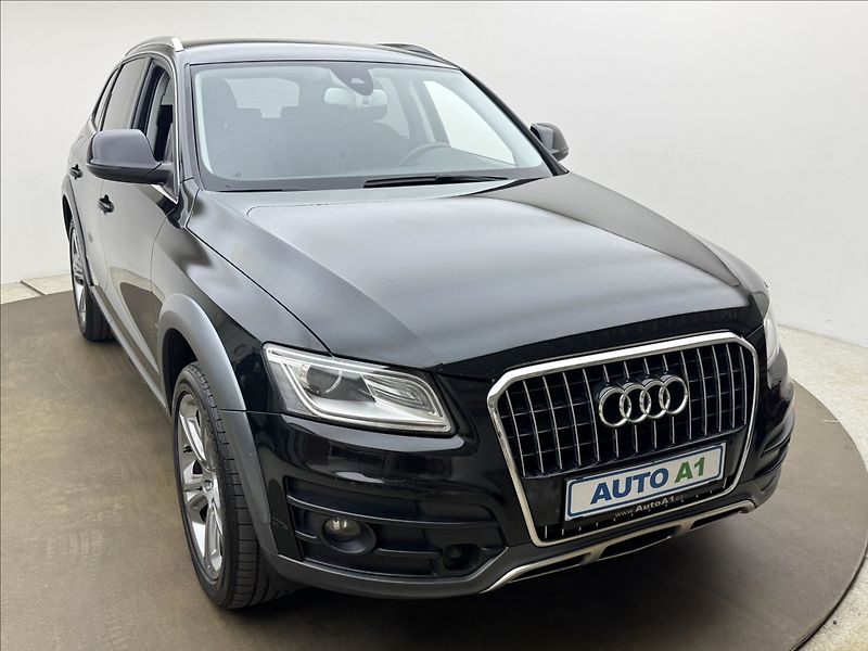 Audi Q5 3,0 4X4 EXCLUSIVE ROZVODY APOD - fotka 3 z 55