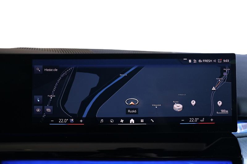 BMW i5 eDrive40 Sedan - fotka 11 z 34