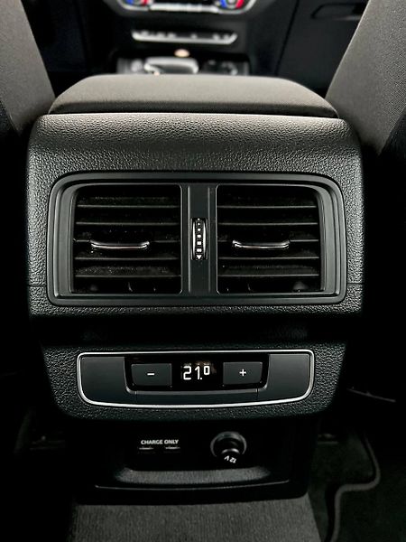 Audi Q5 (2023) 120kW ADAPTIVNÍ TEMPOMAT  - fotka 16 z 25
