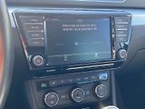 Škoda Superb (2017) Combi 2.0 TDI 4x4 Ambition - náhled 13