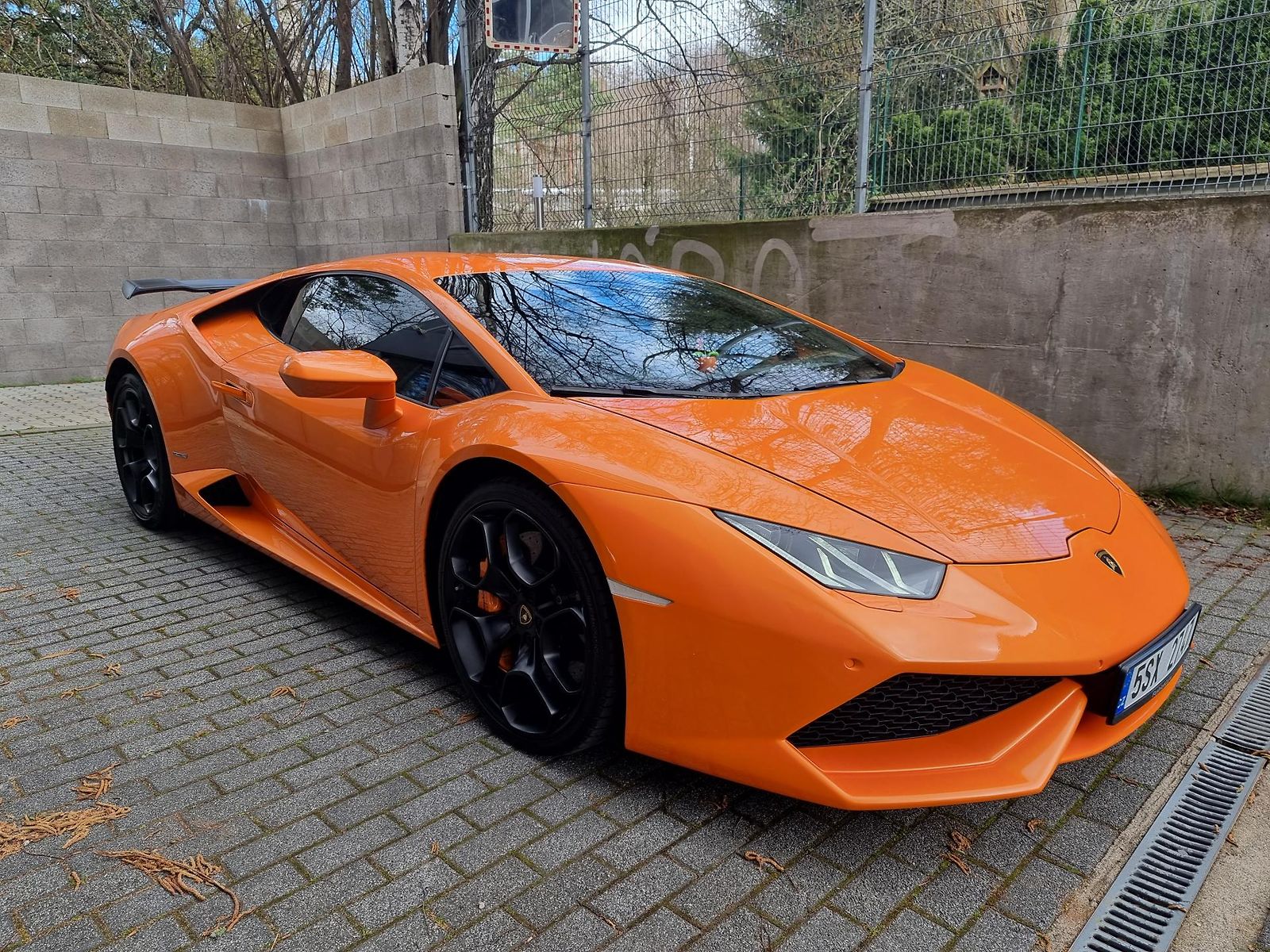 Lamborghini Huracán LP610-4 ORANGE - SERVIS