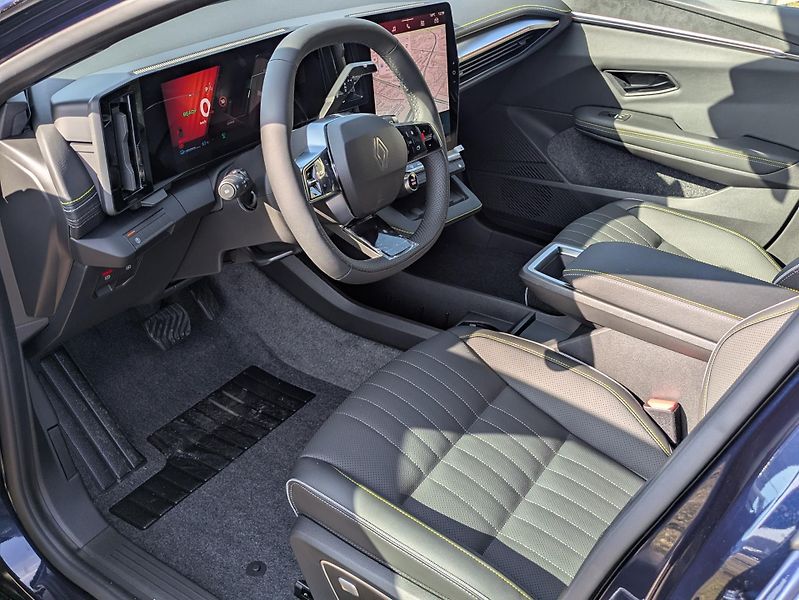 Renault Mégane (2026) E-Tech elektrický ICONIC - fotka 11 z 13
