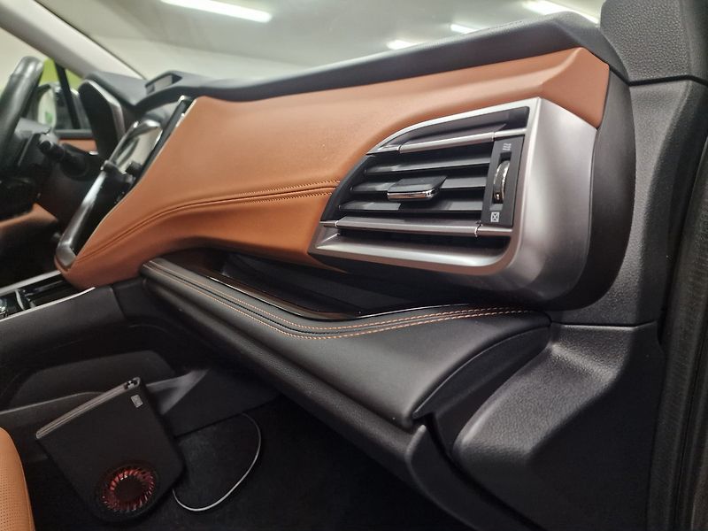 Subaru Outback (2022) 2.5 TOURING 2022 | Záruka - fotka 35 z 66