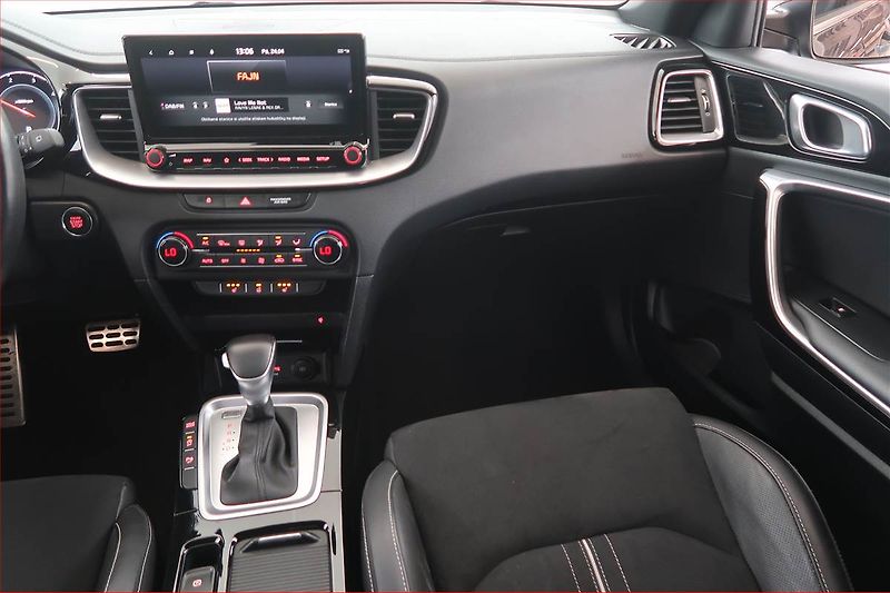 Kia XCeed (2022) 1.6 CRDi MHEV, AUTOMAT - fotka 8 z 20