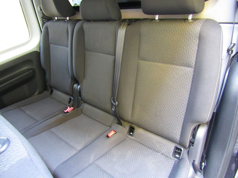 Volkswagen Caddy (2016) MAXI 2.0 TDI 110kW DSG - fotka 21 z 38