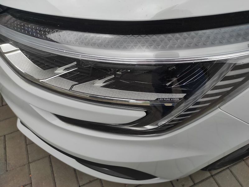 Renault Mégane 1,3TCe Intens AT, EDC, ČR, TZ - fotka 10 z 40