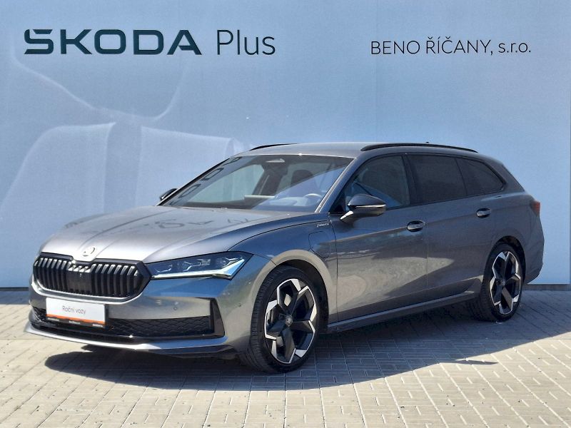 Škoda Superb (2025) Combi iV SportLine DSG 1,5TSi - fotografie inzerátu