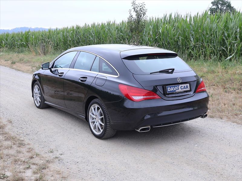 Mercedes-Benz CLA 2,0 250 155kW 4Matic Xenon - fotka 5 z 27