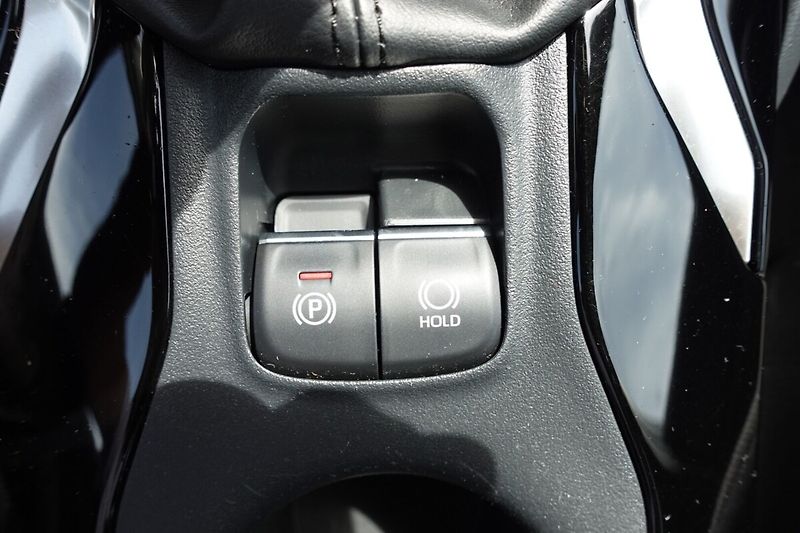 Toyota Corolla 1.5TNGA 125 - 6 MT Comfort + S - fotka 21 z 32
