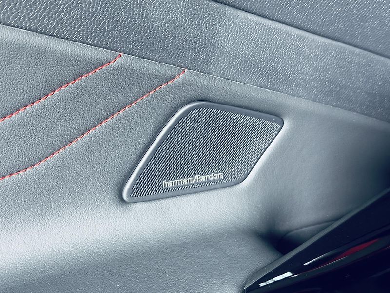 Volkswagen ID.4 (2025) GTX*4M*TAŽNÉ*360*ZÁRUKA*PANO* - fotka 33 z 40
