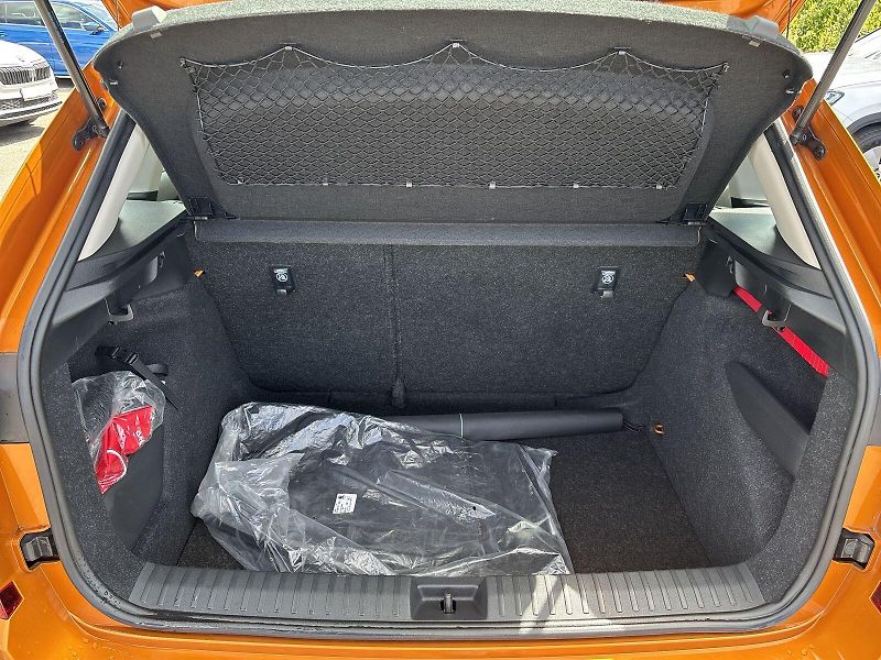 Škoda Kamiq (2023) 1.5 TSI DSG Style - fotka 28 z 29