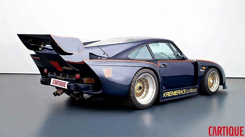 Závodní speciál Porsche 935