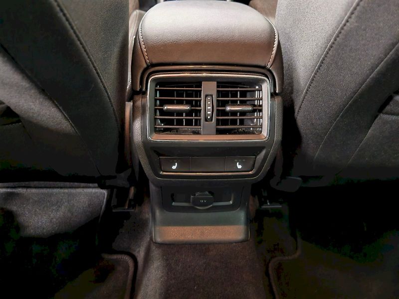 Škoda Karoq (2021) 1.5 TSI 110 kW DSG Style - fotka 24 z 28