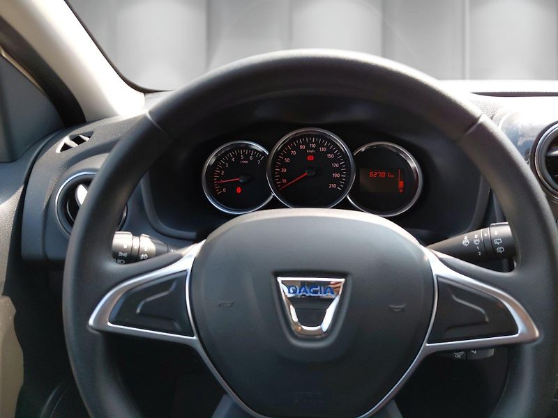 Dacia Sandero 1,0 SCe 54 kW Arctica - fotka 16 z 23