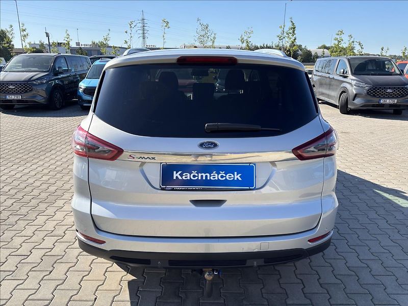 Ford S-MAX 2,0 TDCi 88 kW Trend - fotka 4 z 41