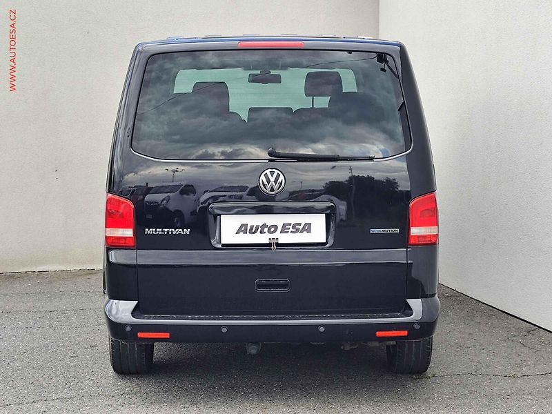 Volkswagen Multivan (2012) 2.0TDi, AC, TZ, park.asist - fotka 5 z 22