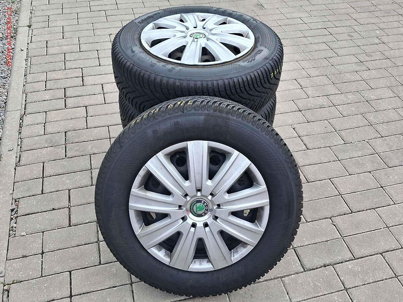 Škoda Octavia (2014) 1.2 TSI, ČR, servis.kniha, AC - fotka 16 z 17