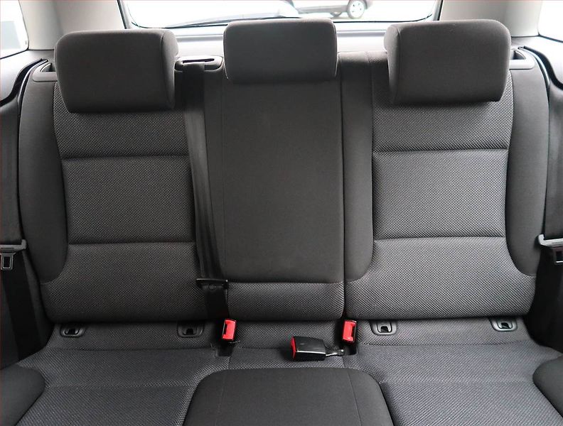 Audi A3 (2010) 1.2 TFSI, Xenony - fotka 10 z 15