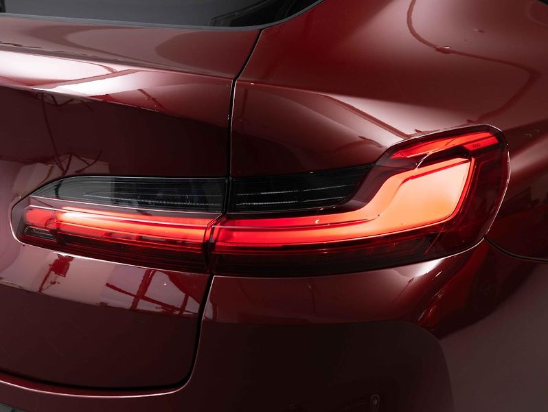 BMW X4 xDrive20d - fotka 10 z 22
